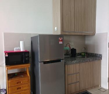 Downtown Kota Kinabalu Apartment | Kinabalu 2 Home stay The Shore KK