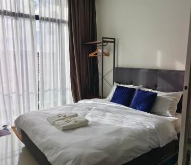 Downtown Kota Kinabalu Apartment | Kinabalu 2 Home stay The Shore KK