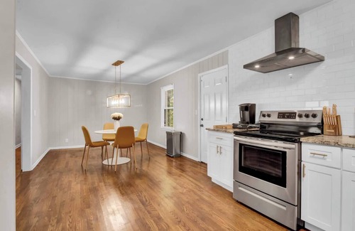 Atlanta House | King Alfred Charming Escape