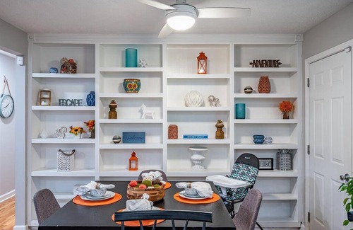 Alpharetta House | King Bd Nature Haven Dwntwn Alpharetta! Dogs Kids