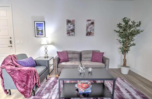 North Scottsdale Apartment | King Bed - Pool-Roku Tv-Free Parking -Barrett Jackson G3061