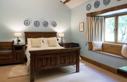 Whitbeck House | King Deluxe Seaview Annexe @ Wayside