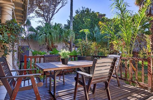 Port Elizabeth Central House | King George's Guest House