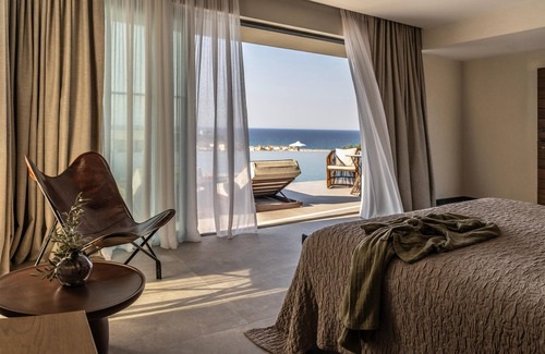 Tsilivi Hotel | King Jason Zante – Designed for Adults