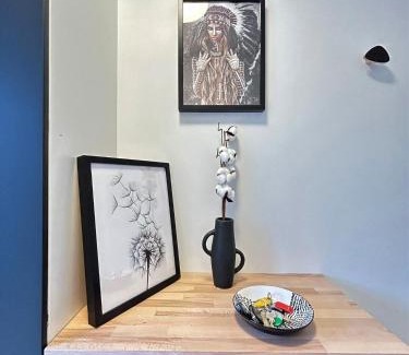 Noisy-le-Grand Apartment | King Kong Suit in New York Style