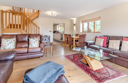 Monmouth House | King Offas Lodge - Four Bedroom House, Sleeps 8