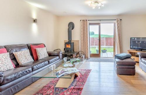 Monmouth House | King Offas Lodge