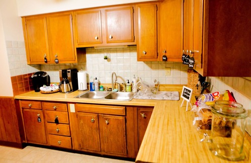 Whittier House | ★King Pleasant Mansion ★Cable★FastWifi★Parking★