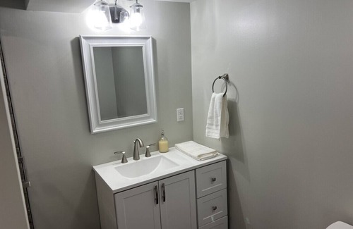 Wellsboro Cabin | King Room w/Shared Bath | Game Room + Firepit