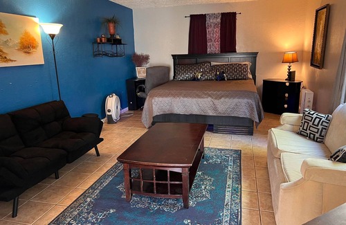 Mena Apartment | King Sized Bed - Bohemian Blue Suite - centrally located!
