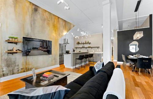 Shelby Park Apartment | KING Sleep10 5Bed 4BR 2BA Swepson ICON