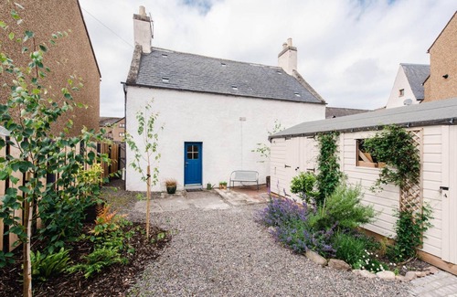Inverness City Centre House | King Street Cottage, in the Centre of Inverness