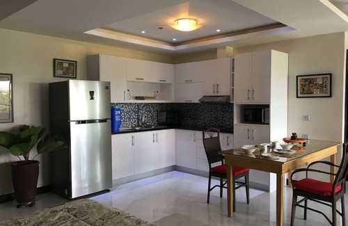 Malabanias Apartment | King Studio 607