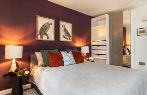 West Ealing Apartment | King Studio Apartment with Garden and Parking