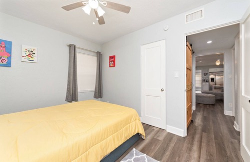 Azalea Park House | King suite, Entire house ,Perfect vacation, Orlando 🌞