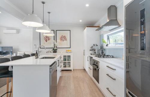 Whiritoa House | KING6 - Coastal Calm Retreat