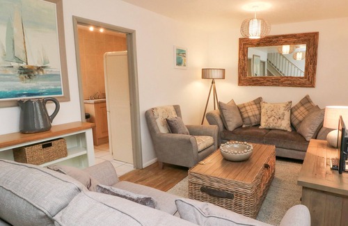 Watermouth Cottage | KINGFISHER COTTAGE, pet friendly in Ilfracombe