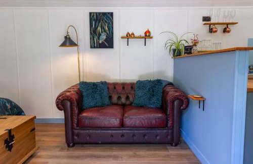 Bideford Apartment | Kingfisher - Dog Friendly Luxury Glamping in North Devon