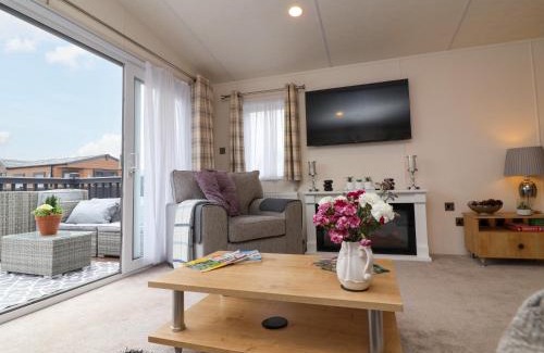 Evesham House | Kingfisher Lodge
