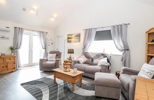 Great Yarmouth House | Kingfisher Lodge