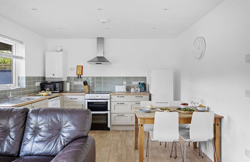 Somerton Ski Chalet | Kingfisher Lodge, Redlake Farm