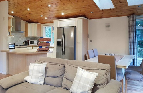 Arden Cottage | Kingfisher Lodge - UK46046