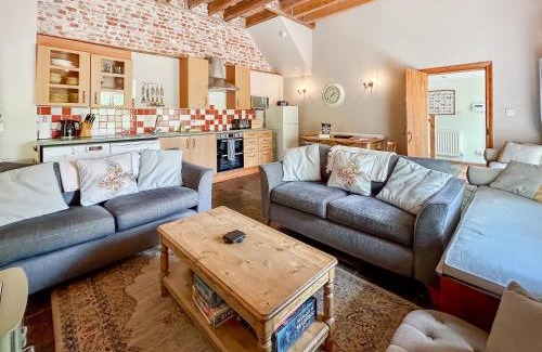 Hollingbourne House | Kingfisher Oast