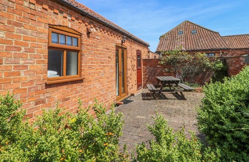 Louth Cottage | KINGFISHER, pet friendly, character holiday cottage in Louth