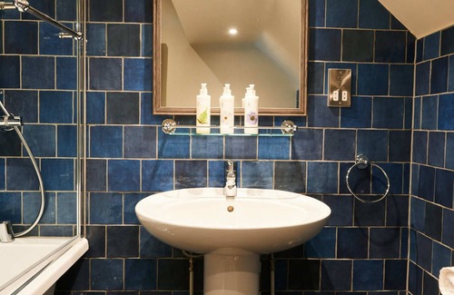Woodstock Hotel | Kings Arms Hotel