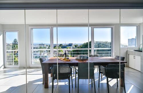 Humewood House | Kings Beach Guest House