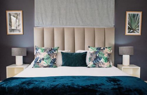 Humewood House | Kings Beach Guest House