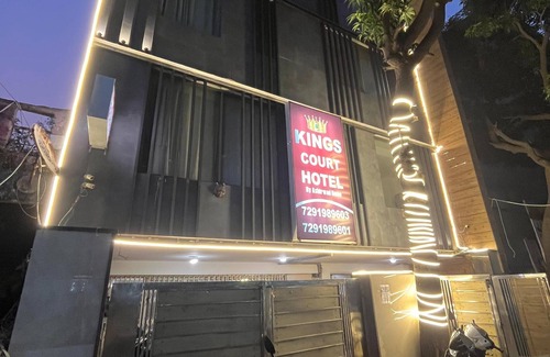 Pitampura Hotel | KINGS COURT HOTEL
