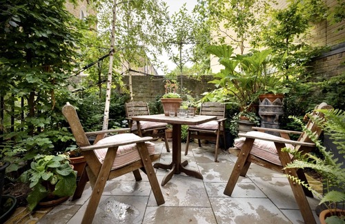 Kings Cross St. Pancras House | Kings Cross, renovated period property, quiet tree lined street, central London