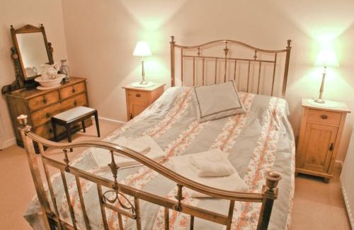 Beaumaris House | Kings House