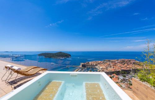 Ploce Apartment | KINGS LANDING 5 stars PENTHOUSE