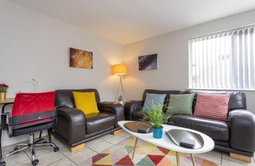 Belfast Apartment | Kings Lodge Apartment & Patio