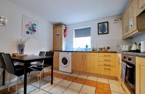Belfast Apartment | Kings Lodge Apartment & Patio