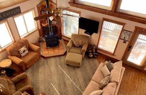 Red River House | Kings Mountain Kabin With High Speed Wifi