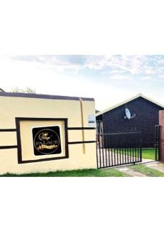 Ermelo House | KINGs' PALACE GUESTHOUSE