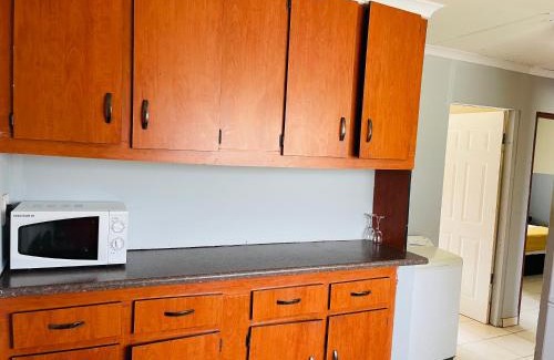 Ermelo House | KINGs' PALACE GUESTHOUSE