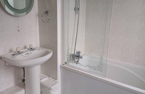Rutherglen Hotel | Kings Park Hotel