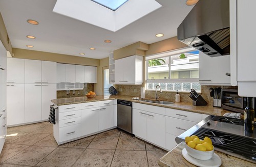 Indian Canyon House | Kings Point Retreat