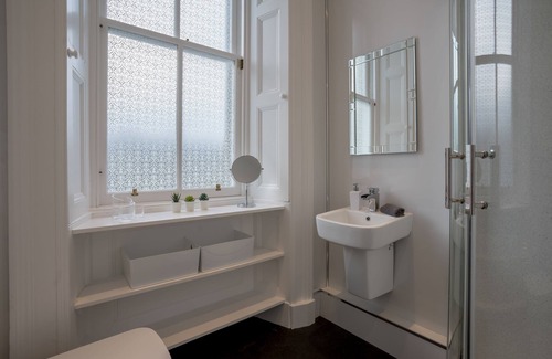 Newington Bed & Breakfast | Kingsley Edinburgh