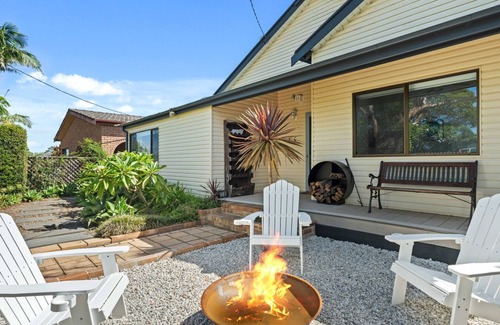 Huskisson Cottage | Kingston Cottage by Experience Jervis Bay