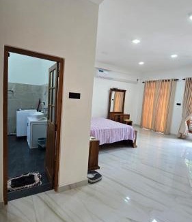 Gankewala Bed & Breakfast | Kingston Estate