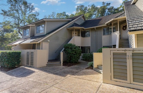 Arcadian Shores Condo | Kingston Residences 3 Bedroom Ocean View Condos