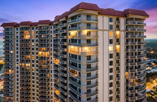 Arcadian Shores Condo | Kingston Residences Ocean Front Condos