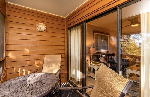 Arcadian Shores House | Kingston Residences Lake View Villas
