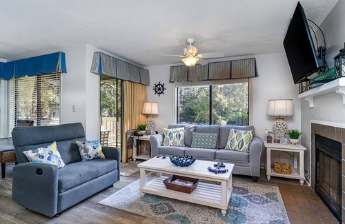 Arcadian Shores House | Kingston Residences Lake View Villas
