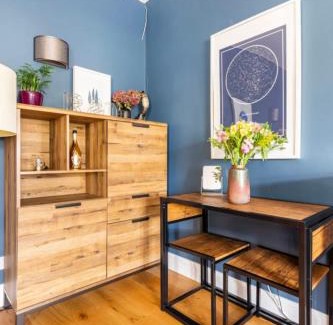 Shortlands House | Kingswood